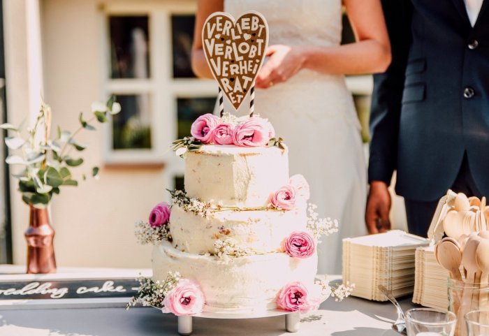 Тренды свадебных тортов 2020