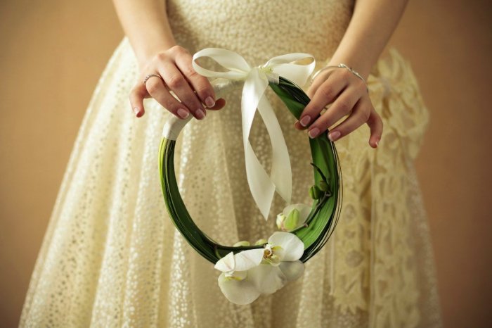 Букет-обруч - выбор смелых невест