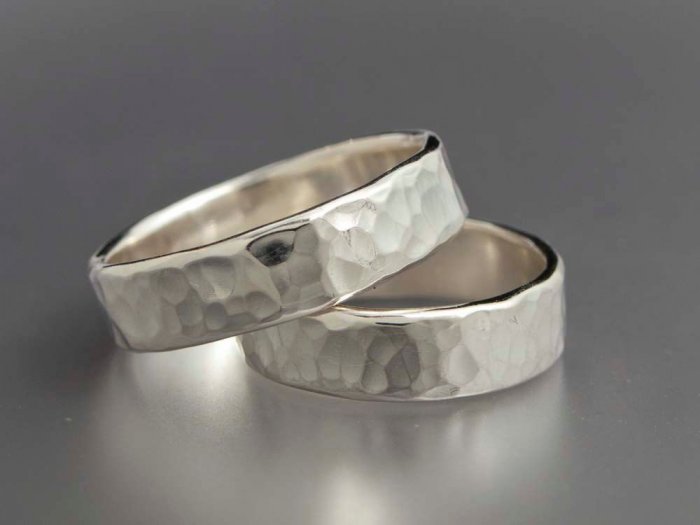 Серебрные обручальные кольца, покрытые родием