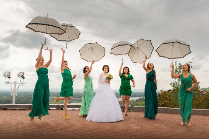 Зонты для гостей на свадьбе