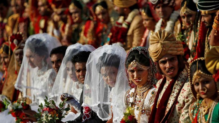 Индийская массовая свадьба