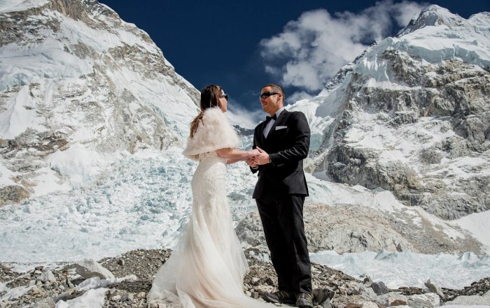 Очень красива свадьба на Эвересте