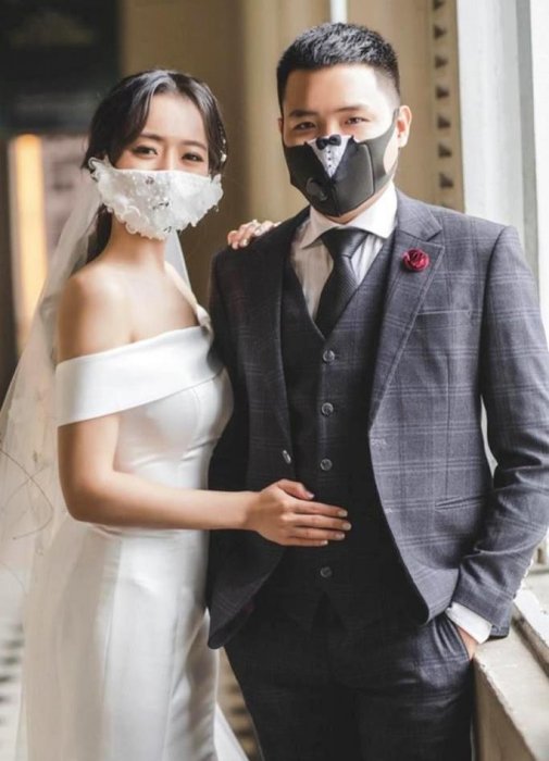 Тематические свадебные маски для лица