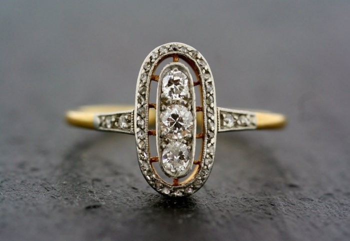 Необычное кольцо