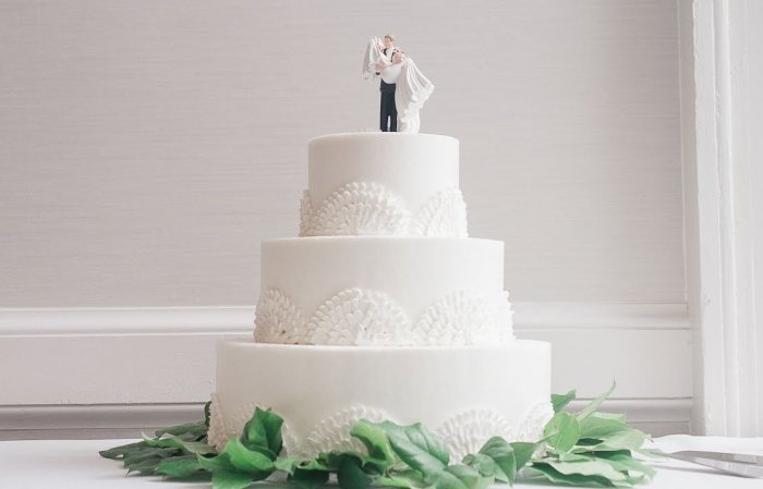 Решить, что дизайн важнее вкуса свадебного торта