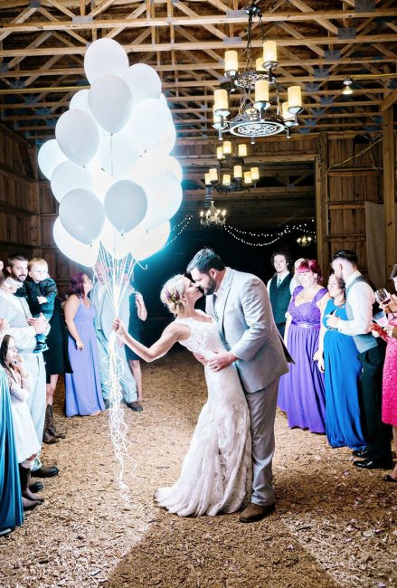 Светодиодные шары на свадьбе