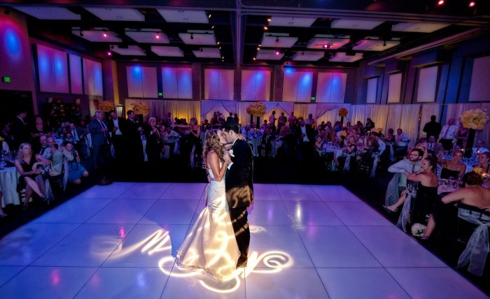 Чем украсить свадебный танец