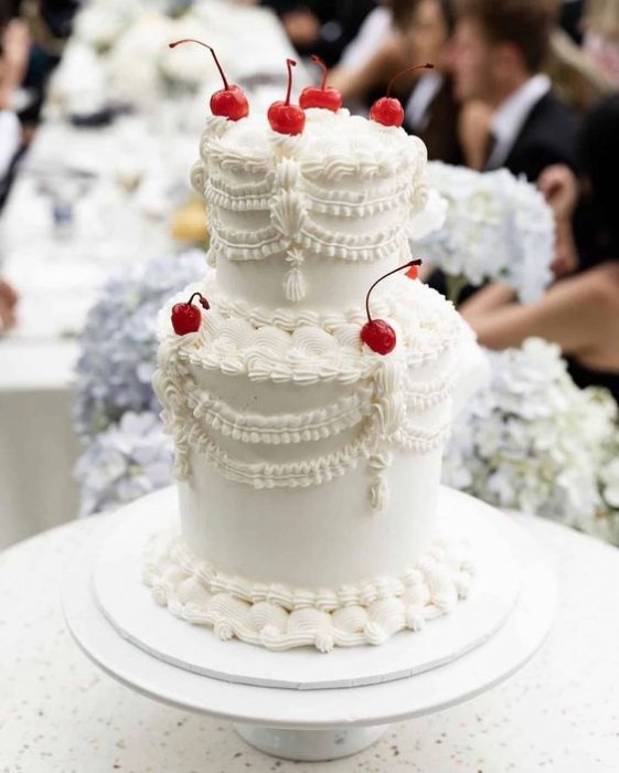 Ретро торт на свадьбу