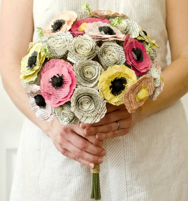 Букет дублер для невесты из бумажных цветов