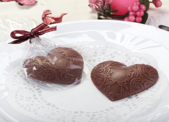 Шоколадные бонбоньерки на свадьбу