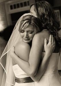 Невеста плачет