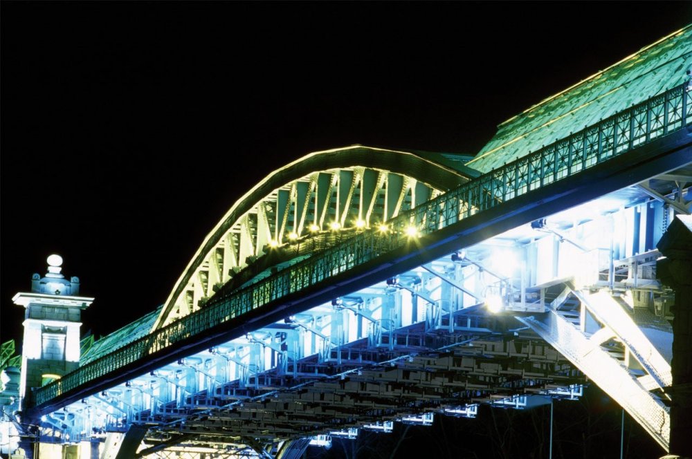 Ночная подсветка Андреевского моста