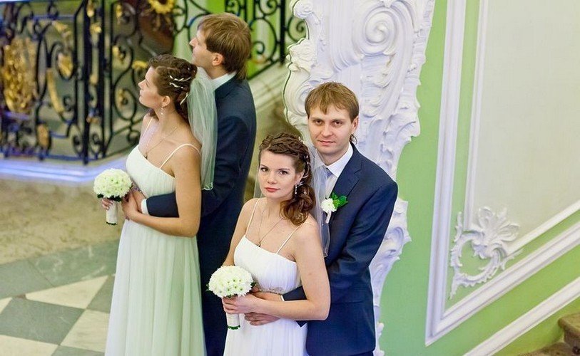 Свадебная фотосъемка с зеркалами во дворце Белосельских-Белозерских
