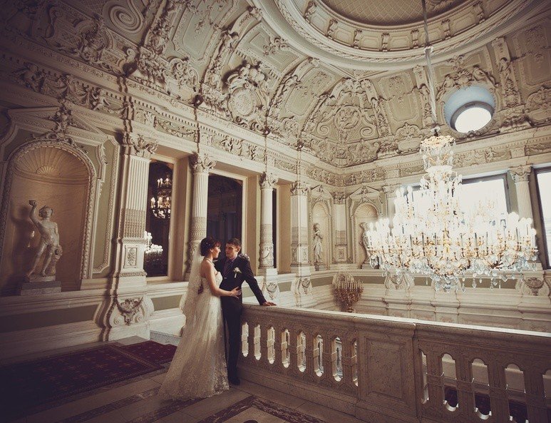 Аристократичная свадебная прогулка в Юсуповском дворце