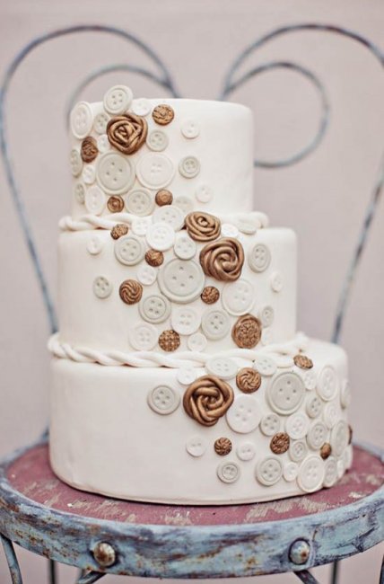 Свадебный торт для пуговичной свадьбы