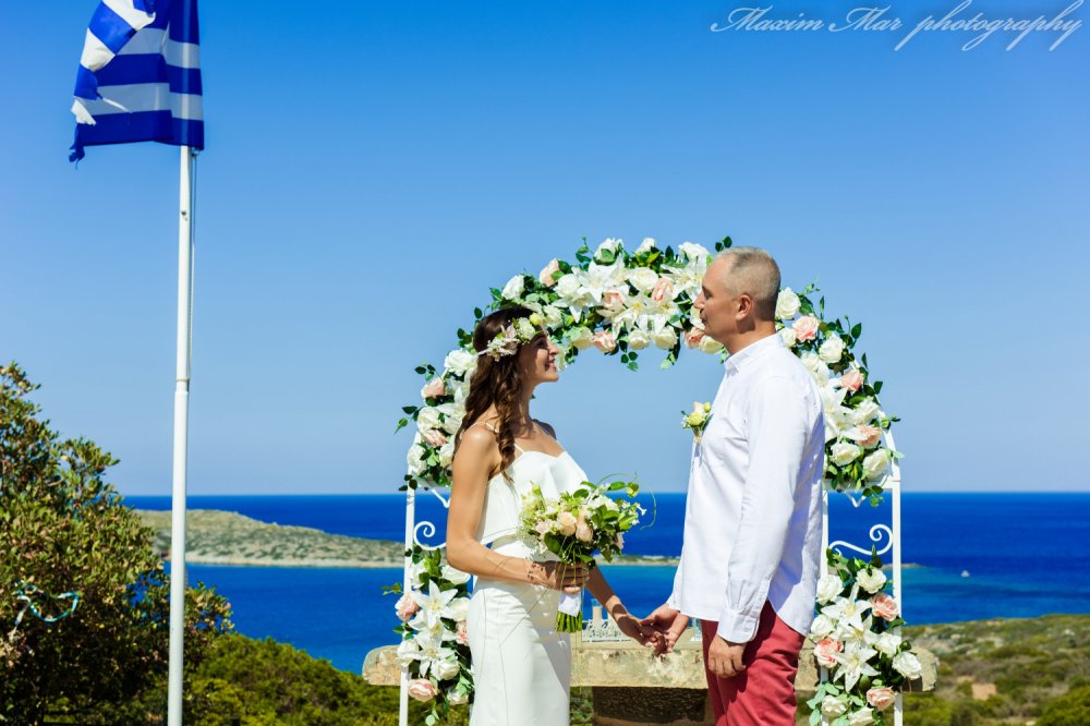 Свадьба на Крите в Элунде. компания Дельмар