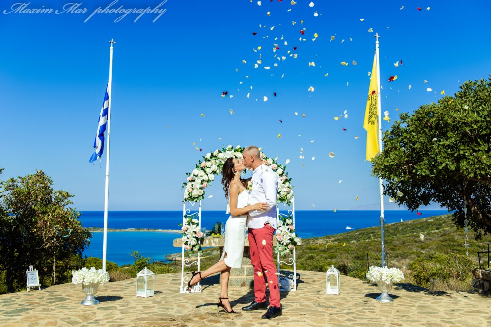 Свадьба на Крите в Элунде. компания Дельмар