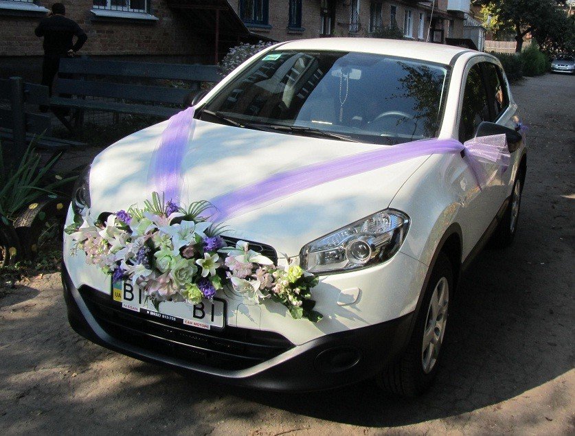 Nissan Qashqai-svadba-avtomobil svadeniy-zakaz