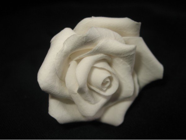 шпилька белая роза